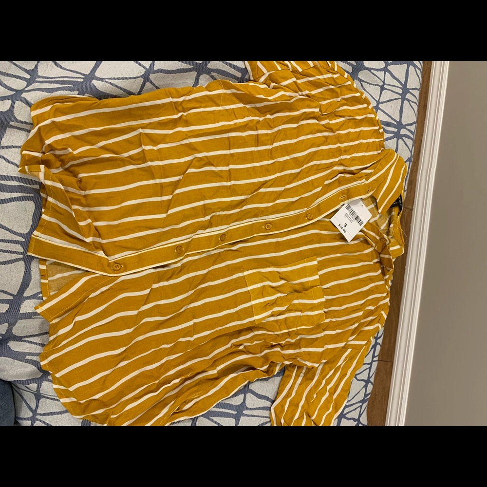 Super FLOWY top perfect for work!!